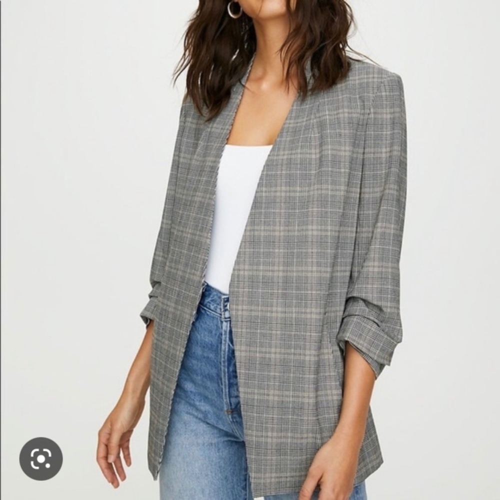 Babaton Black & White Glen Plaid Power Hip Blazer Size 2